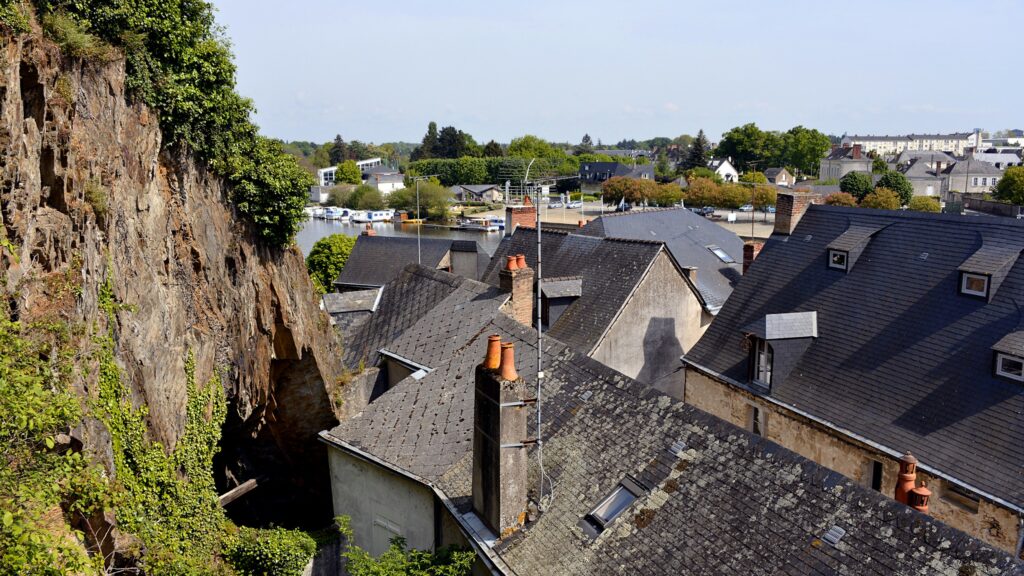vue ville chateau gontier
