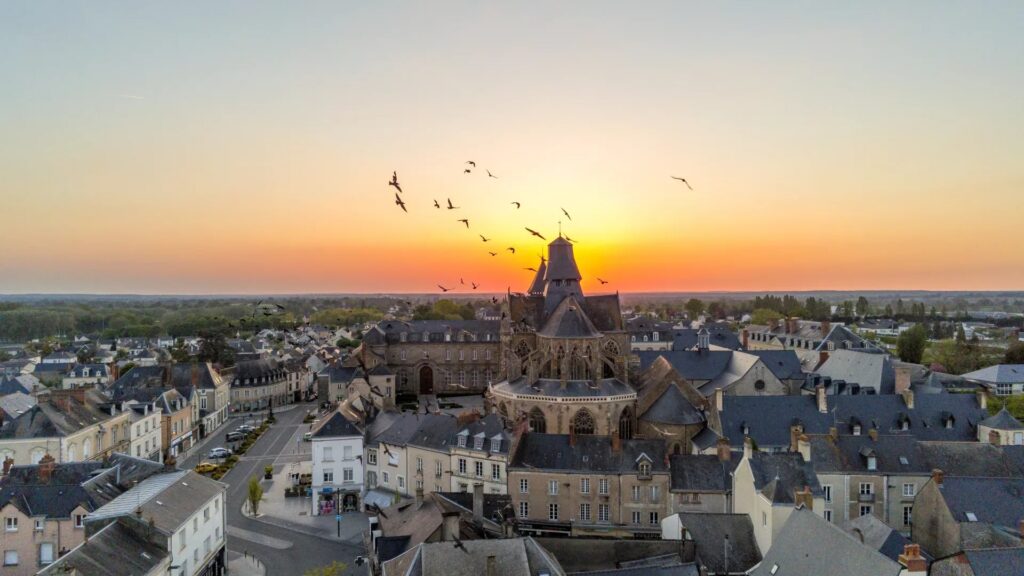vue sur la ville d'Evron