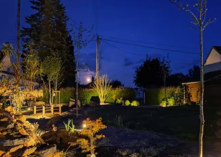 extérieur bien coeur du perche vu de nuit