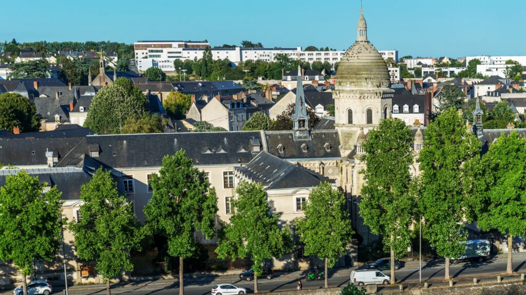 photo espace saint julien laval